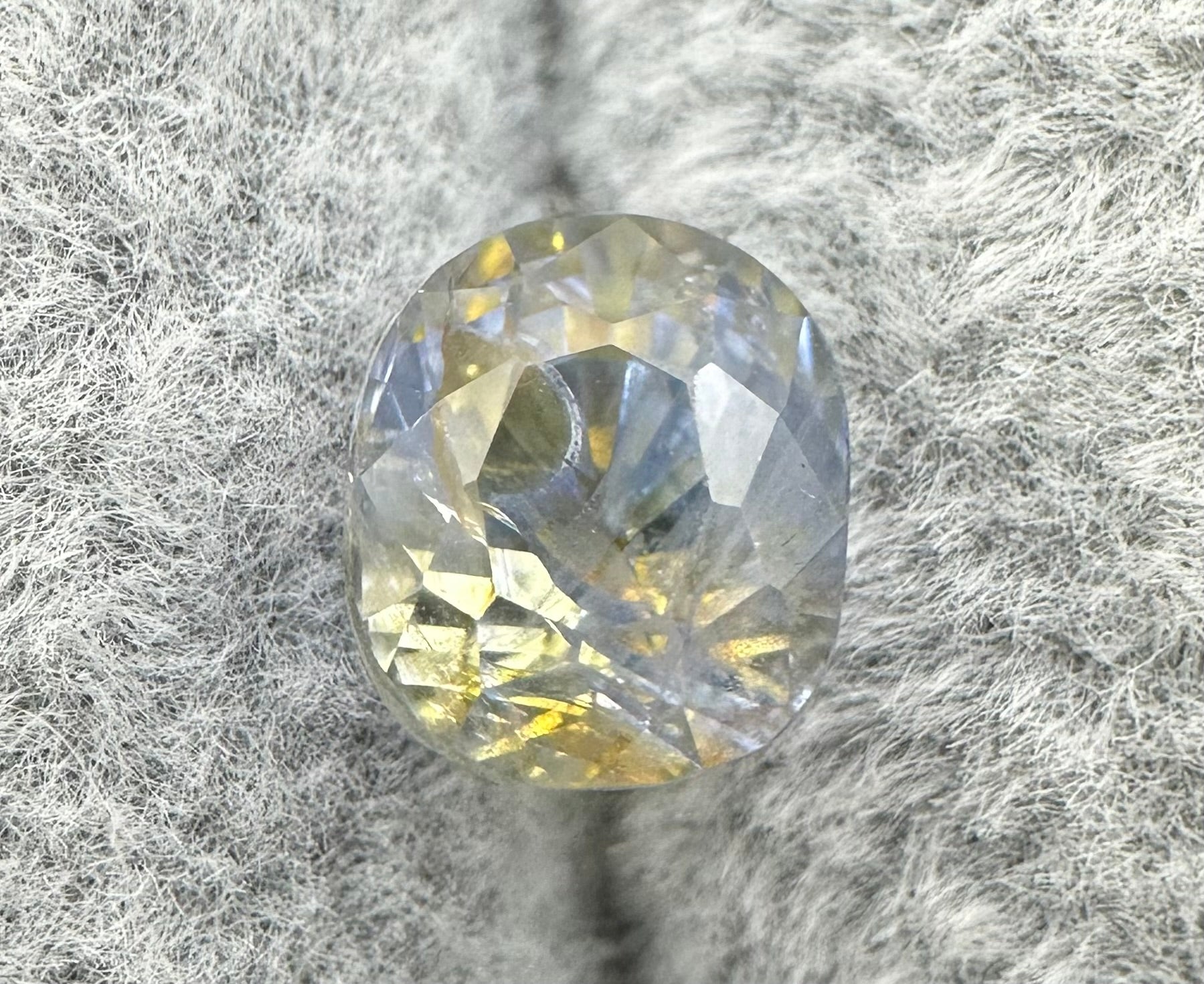 Natural Sapphire 3,16 Carat Bi-Color No Treatment ALGT Certified